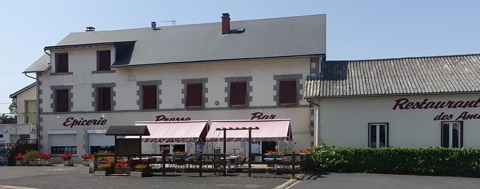 Epicerie, bar et restaurant à La Goutelle